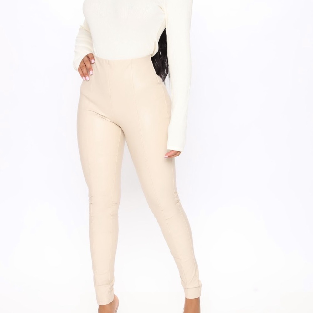 LEATHER LEGGINGS/BRAND NEW